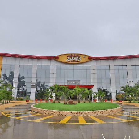 Capital O 47284 Atithi Resort Bharuch エクステリア 写真